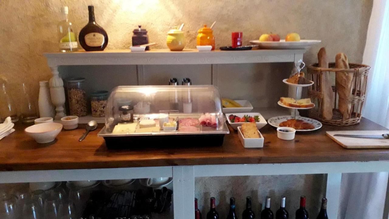 Le Moulin D'Arcas. Bed & Breakfast Premian ภายนอก รูปภาพ