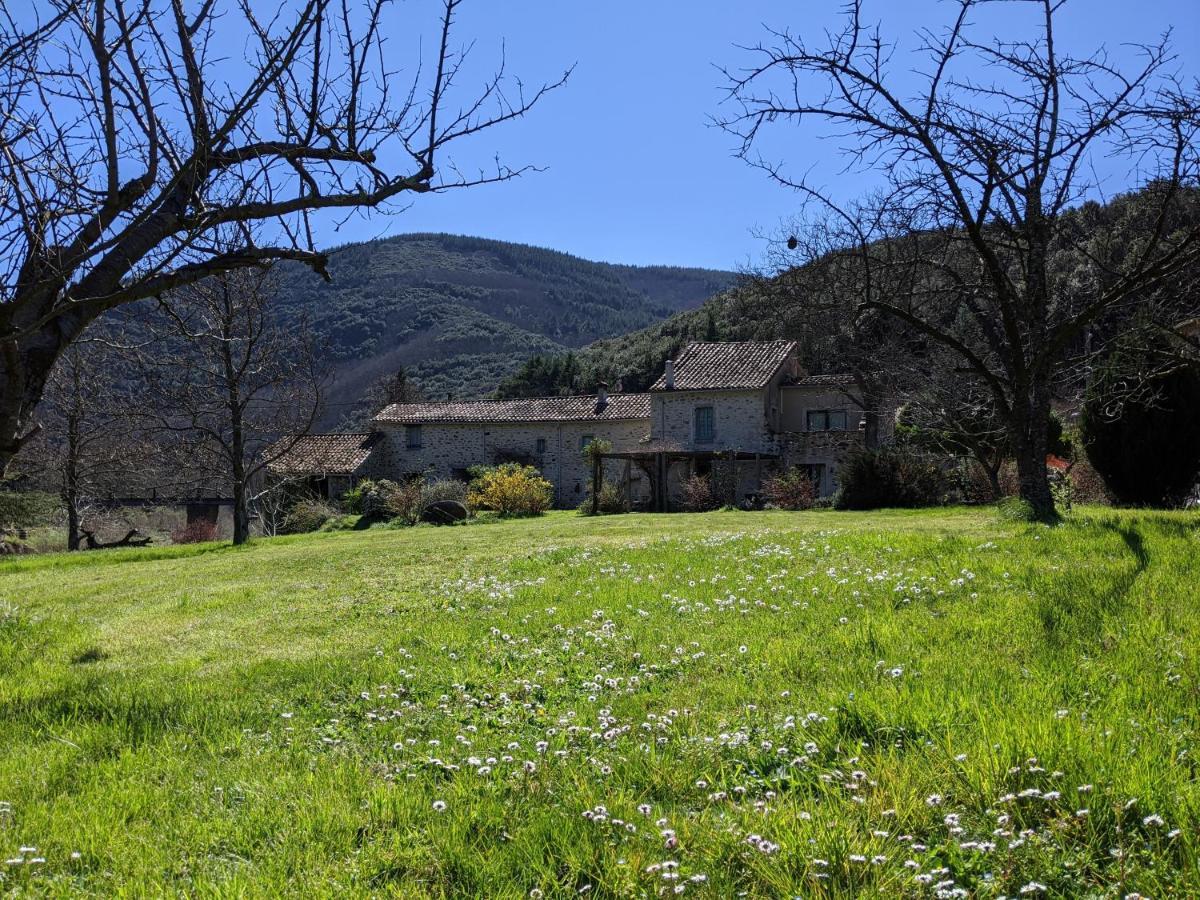 Le Moulin D'Arcas. Bed & Breakfast Premian ภายนอก รูปภาพ